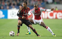 Robinho rời AC Milan về Santos